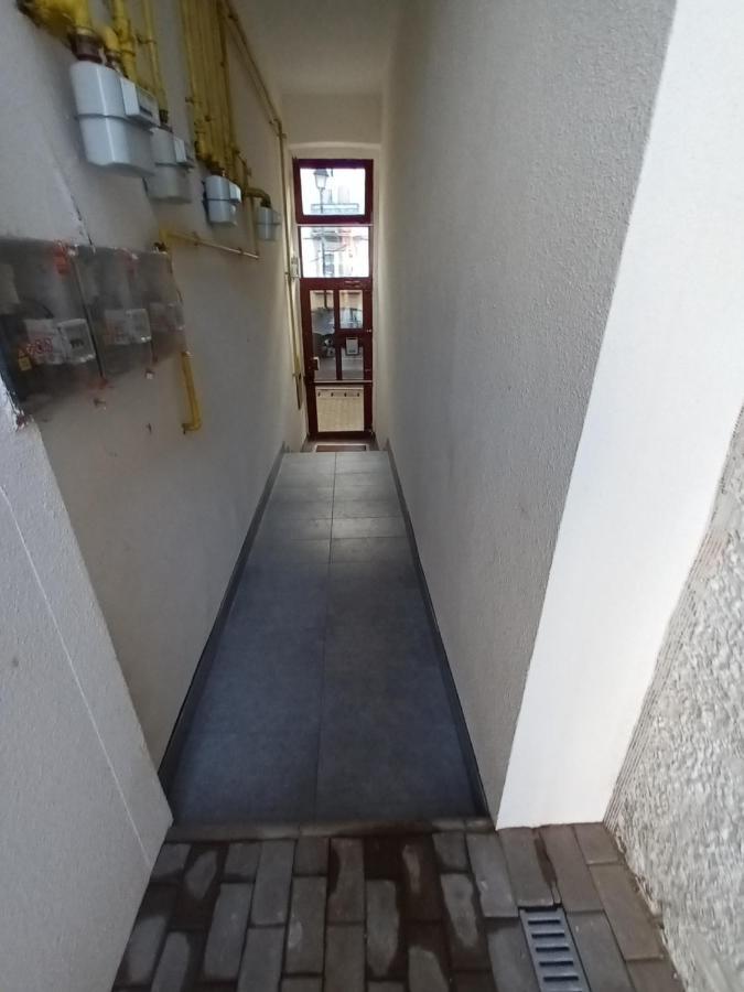 Old Town Studio Apartments Бая-Маре Экстерьер фото