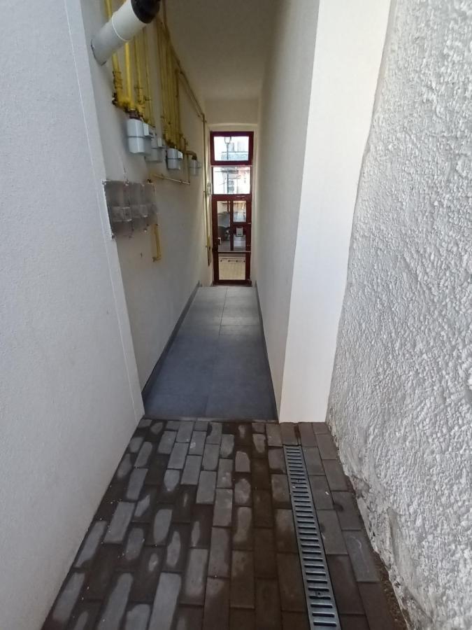 Old Town Studio Apartments Бая-Маре Экстерьер фото