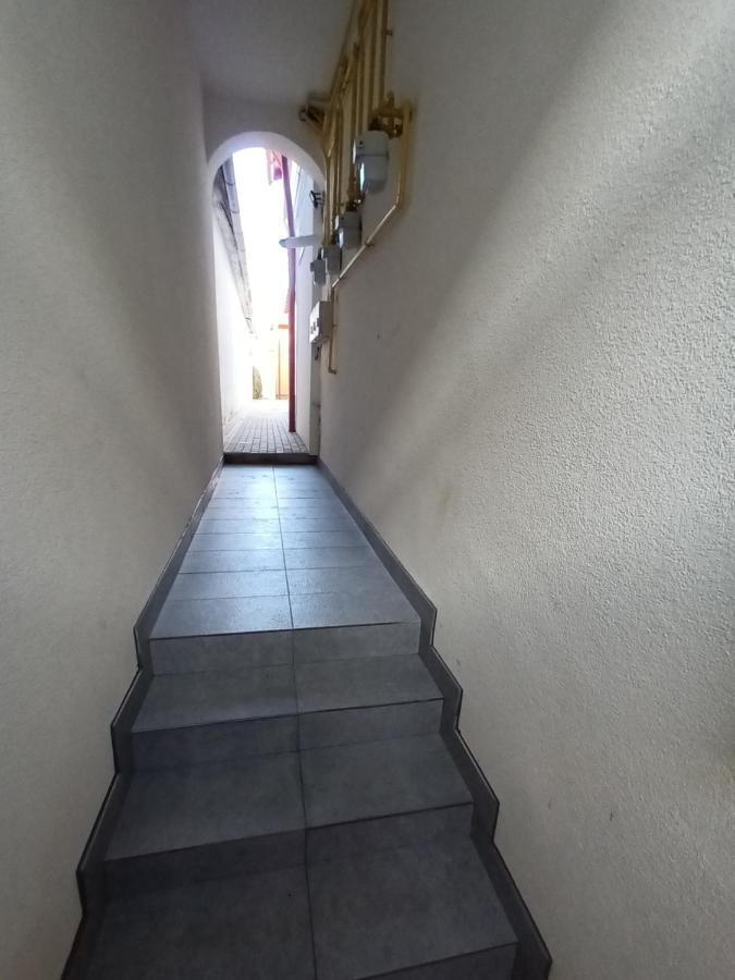 Old Town Studio Apartments Бая-Маре Экстерьер фото